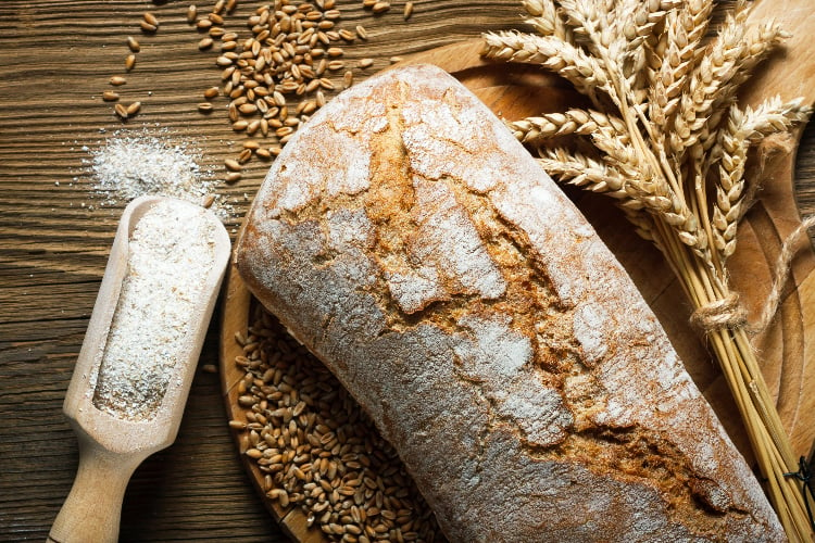 gluten can be harmful to those with hashimoto's