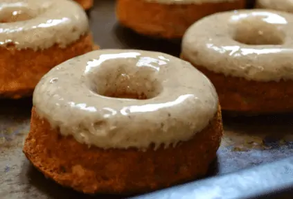 healthy donuts with cashew cinnamon glazed