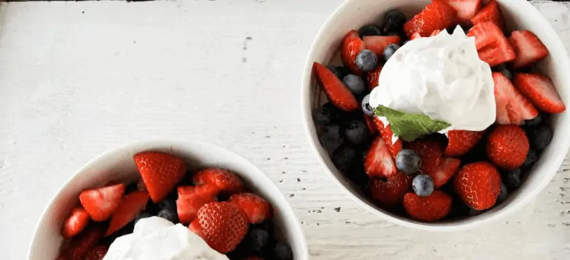 paleo berries and cream